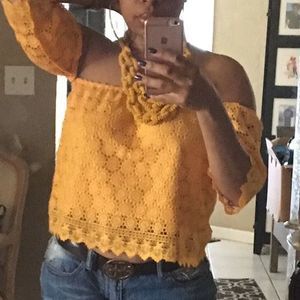 Meet your Posher, Ariel